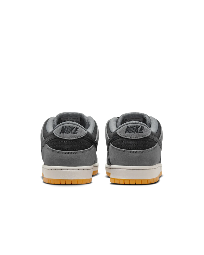 Nike SB Dunk Low Black/Dark Smoke