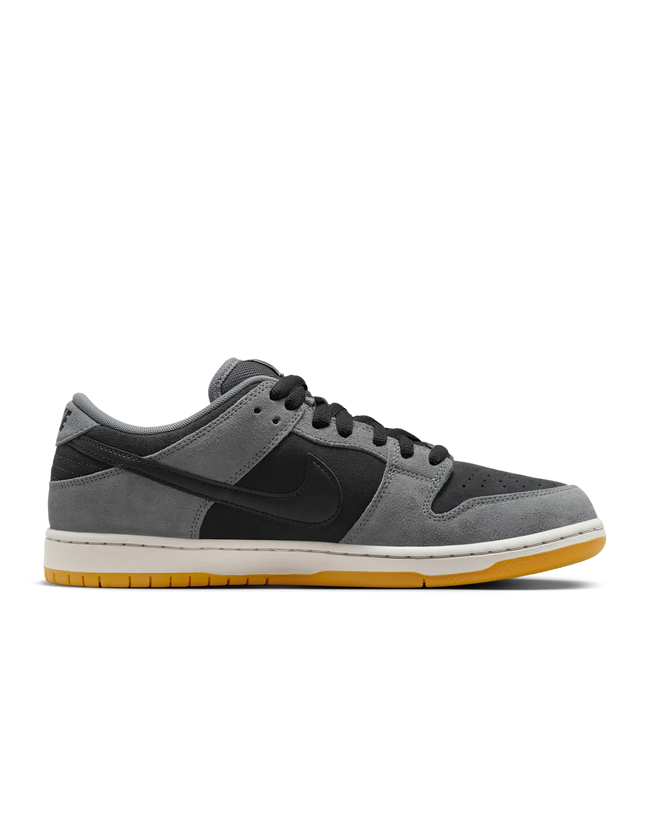 Nike SB Dunk Low Black/Dark Smoke