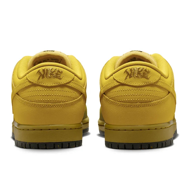 Nike SB Dunk Low Pro Hatch Chilli Shoe Saffron Quartz/Pear