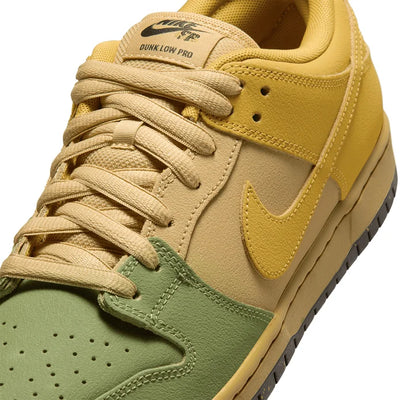 Nike SB Dunk Low Pro Hatch Chilli Shoe Saffron Quartz/Pear